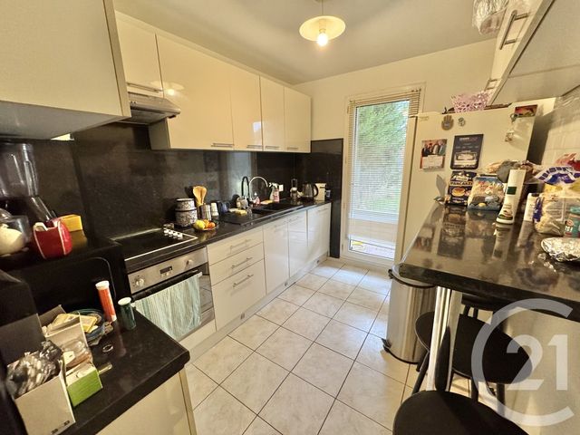 Appartement F4 à vendre - 4 pièces - 80 m2 - Livry Gargan - 93 - ILE-DE-FRANCE