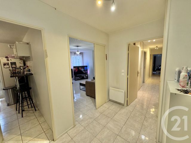 Appartement F4 à vendre - 4 pièces - 80 m2 - Livry Gargan - 93 - ILE-DE-FRANCE