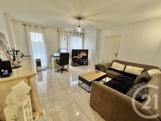 Appartement F4 à vendre - 4 pièces - 80 m2 - Livry Gargan - 93 - ILE-DE-FRANCE