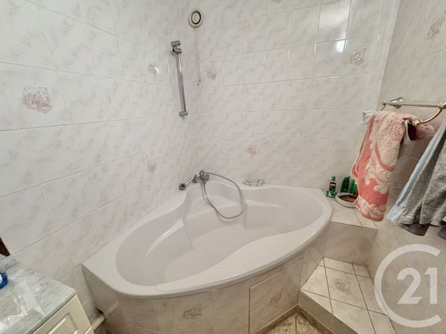 Appartement F2 &agrave; vendre - 2 pi&egrave;ces - 57 m2 - Sevran - 93 - ILE-DE-FRANCE