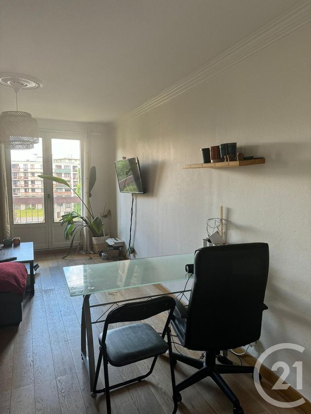 Appartement F4 &agrave; louer - 4 pi&egrave;ces - 82 m2 - Pantin - 93 - ILE-DE-FRANCE