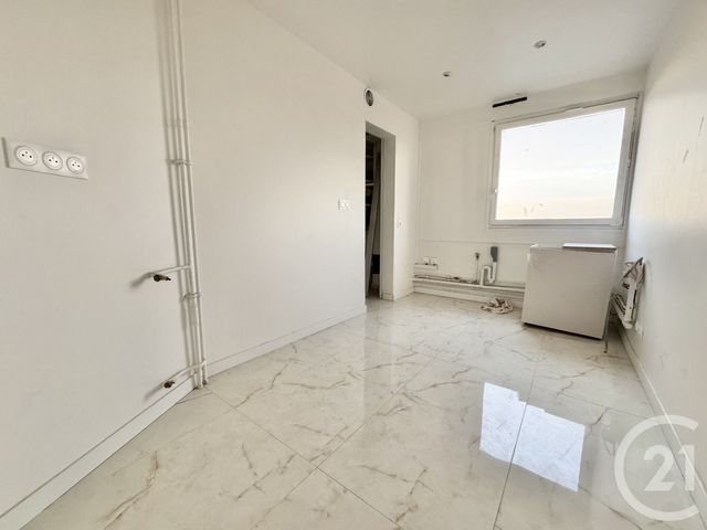 Appartement F5 &agrave; vendre - 5 pi&egrave;ces - 100 m2 - Sevran - 93 - ILE-DE-FRANCE