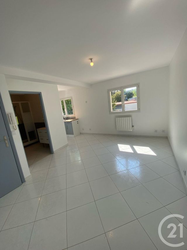 Appartement F1 &agrave; louer - 1 pi&egrave;ce - 23 m2 - Sevran - 93 - ILE-DE-FRANCE