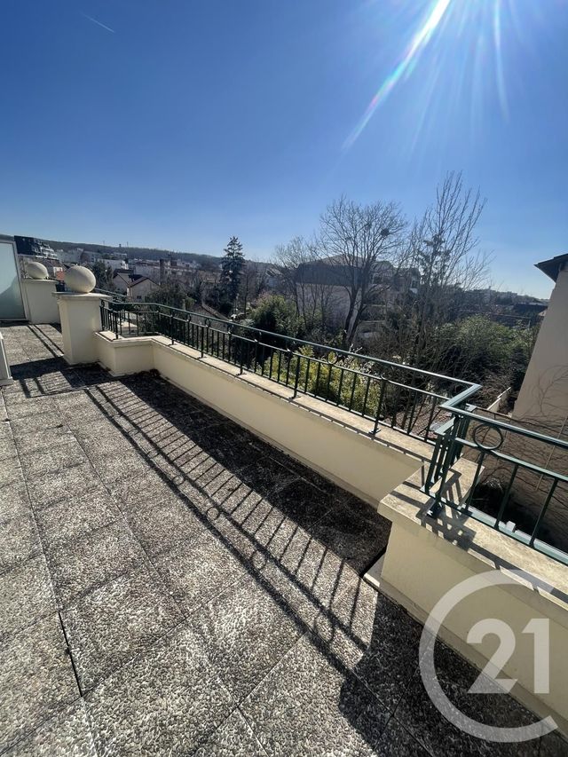 Appartement F2 à louer - 2 pièces - 50 m2 - Livry Gargan - 93 - ILE-DE-FRANCE