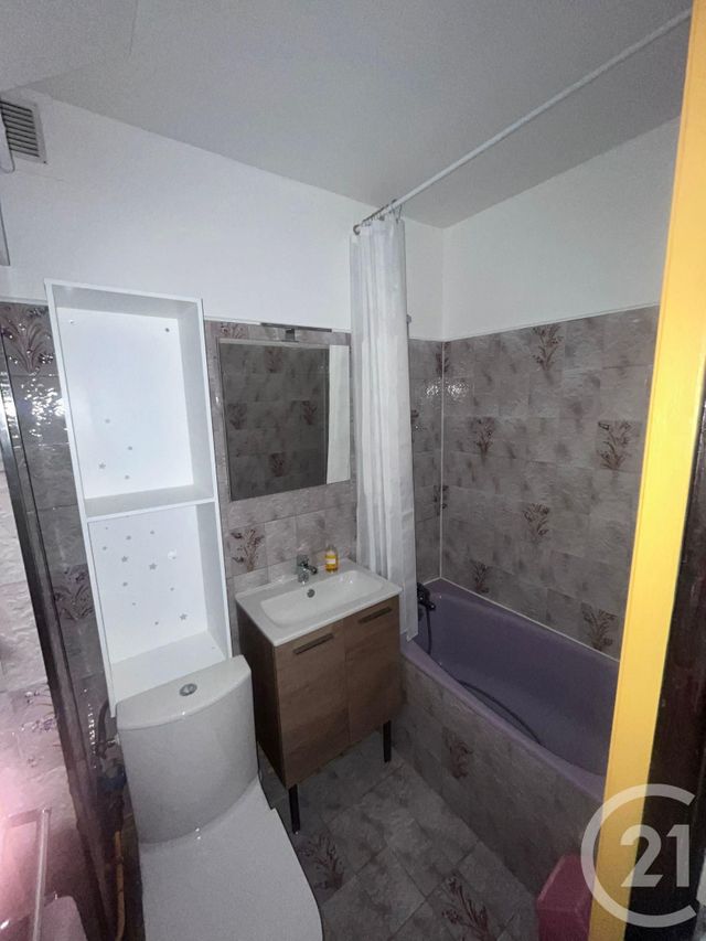 Appartement F1 &agrave; louer - 2 pi&egrave;ces - 28,11 m2 - Fontenay Sous Bois - 94 - ILE-DE-FRANCE