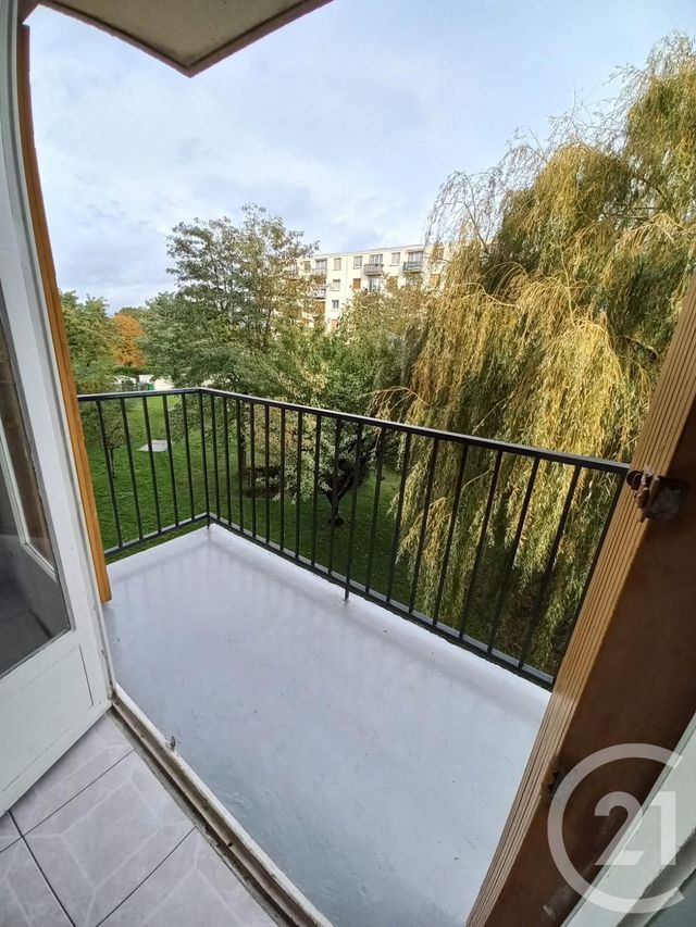 Appartement &agrave; louer - 3 pi&egrave;ces - 56,40 m2 - Villeparisis - 77 - ILE-DE-FRANCE