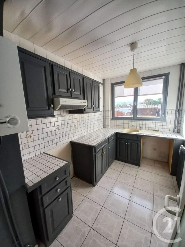 Appartement &agrave; louer - 3 pi&egrave;ces - 56,40 m2 - Villeparisis - 77 - ILE-DE-FRANCE