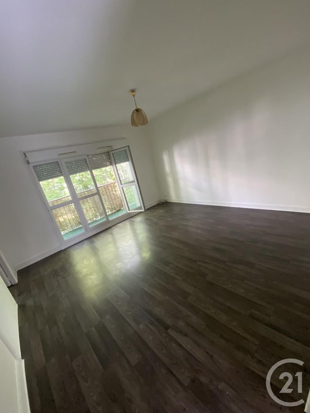 Appartement F3 &agrave; louer - 3 pi&egrave;ces - 71,10 m2 - Tremblay En France - 93 - ILE-DE-FRANCE