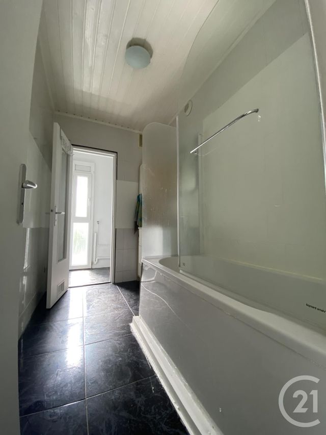 Appartement F3 &agrave; louer - 3 pi&egrave;ces - 71,10 m2 - Tremblay En France - 93 - ILE-DE-FRANCE