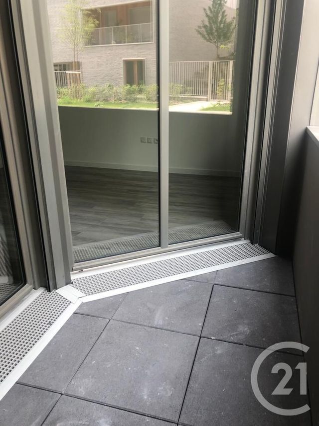 Appartement F1 &agrave; louer - 1 pi&egrave;ce - 28 m2 - Noisy Le Grand - 93 - ILE-DE-FRANCE