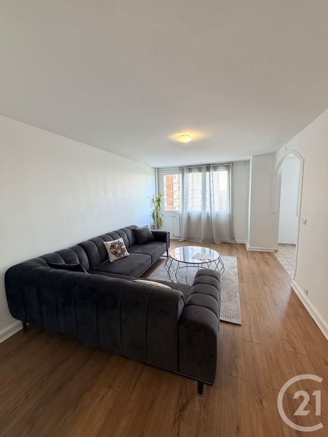 Appartement F4 &agrave; louer - 4 pi&egrave;ces - 82,58 m2 - St Denis - 93 - ILE-DE-FRANCE