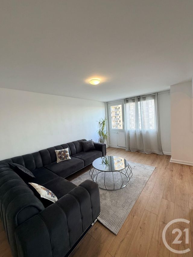 Appartement F4 &agrave; louer - 4 pi&egrave;ces - 82,58 m2 - St Denis - 93 - ILE-DE-FRANCE