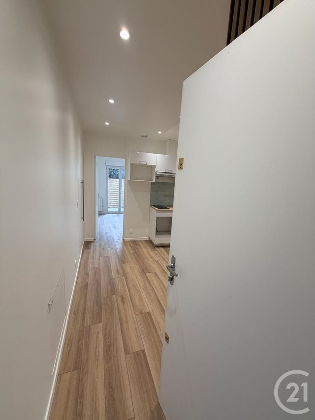Appartement &agrave; louer - 2 pi&egrave;ces - 22,78 m2 - Livry Gargan - 93 - ILE-DE-FRANCE