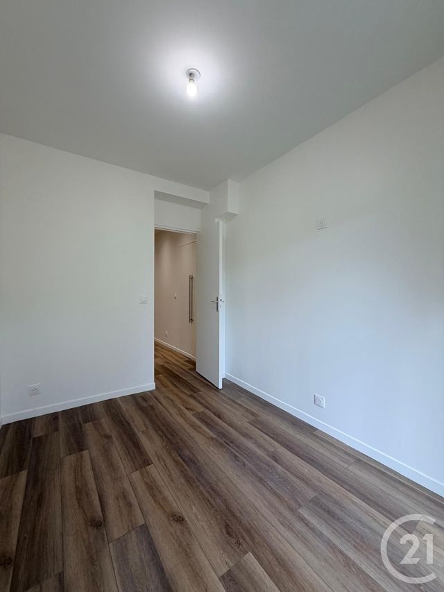 Appartement &agrave; louer - 2 pi&egrave;ces - 22,78 m2 - Livry Gargan - 93 - ILE-DE-FRANCE