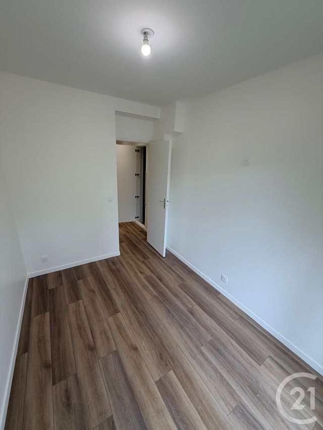 Appartement &agrave; louer - 2 pi&egrave;ces - 22,78 m2 - Livry Gargan - 93 - ILE-DE-FRANCE