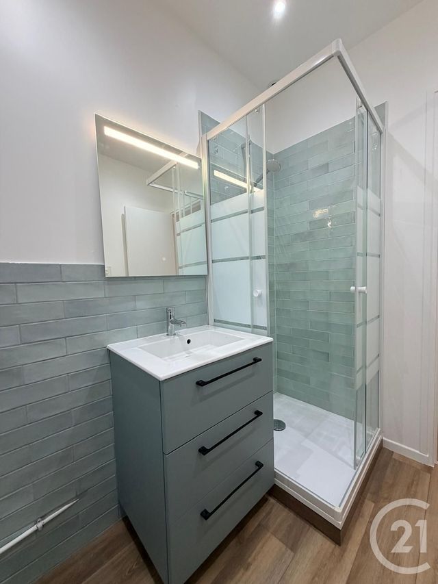 Appartement &agrave; louer - 2 pi&egrave;ces - 22,78 m2 - Livry Gargan - 93 - ILE-DE-FRANCE
