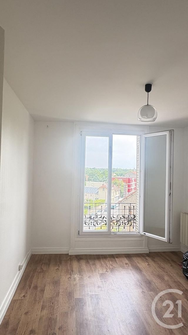 Appartement &agrave; louer - 2 pi&egrave;ces - 56,60 m2 - Sevran - 93 - ILE-DE-FRANCE