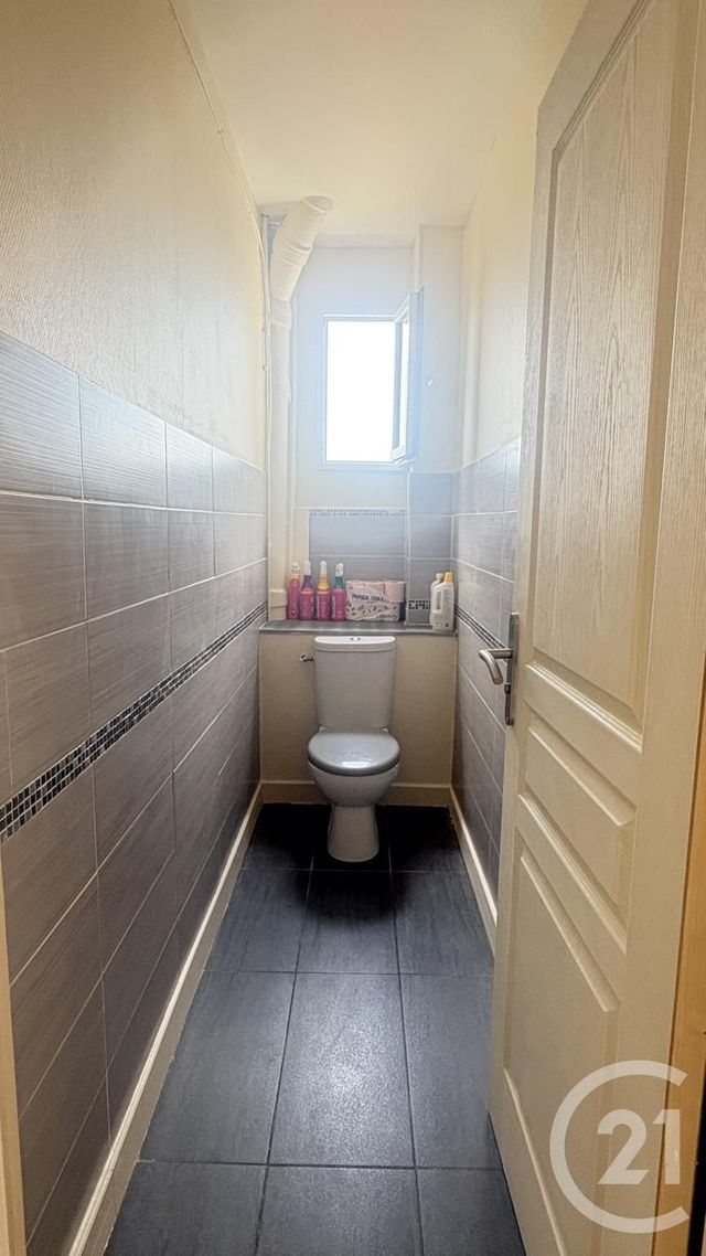 Appartement &agrave; louer - 2 pi&egrave;ces - 56,60 m2 - Sevran - 93 - ILE-DE-FRANCE