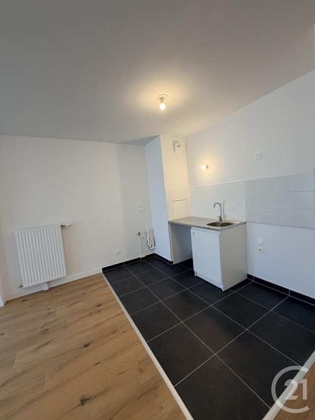 Appartement F2 &agrave; louer - 2 pi&egrave;ces - 43,10 m2 - Neuilly Plaisance - 93 - ILE-DE-FRANCE