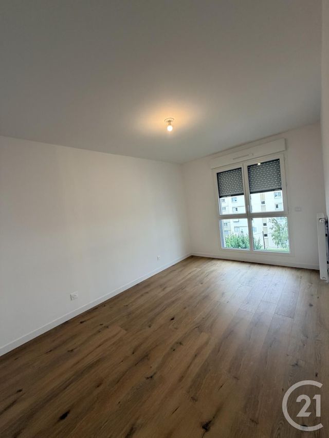 Appartement F2 &agrave; louer - 2 pi&egrave;ces - 43,10 m2 - Neuilly Plaisance - 93 - ILE-DE-FRANCE
