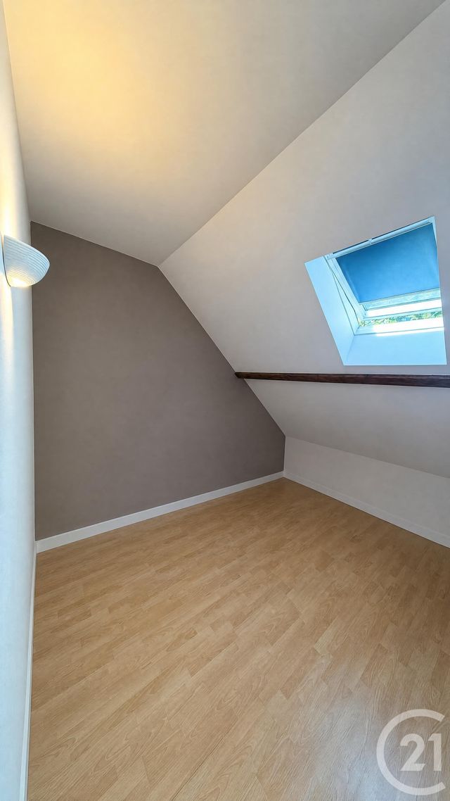 Appartement F3 &agrave; louer - 3 pi&egrave;ces - 55,73 m2 - Livry Gargan - 93 - ILE-DE-FRANCE