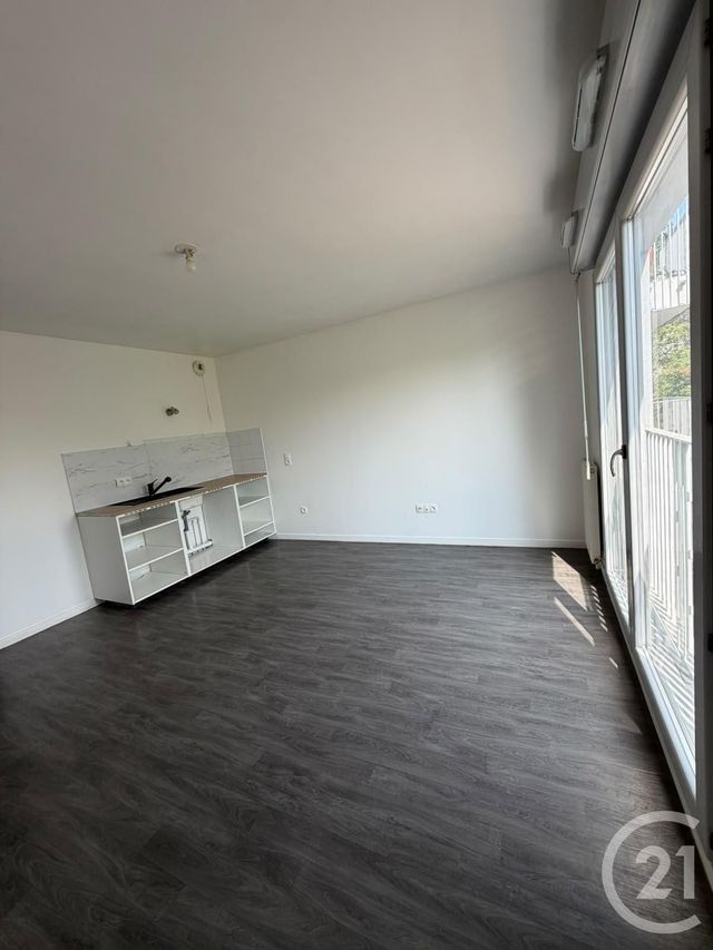 Appartement F1 &agrave; louer - 1 pi&egrave;ce - 28,38 m2 - Sevran - 93 - ILE-DE-FRANCE