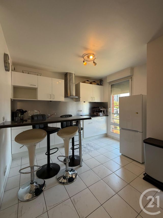 Appartement &agrave; louer - 2 pi&egrave;ces - 41 m2 - Sevran - 93 - ILE-DE-FRANCE