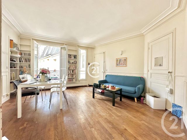 Appartement F3 à vendre - 3 pièces - 57 m2 - Paris - 75018 - ILE-DE-FRANCE
