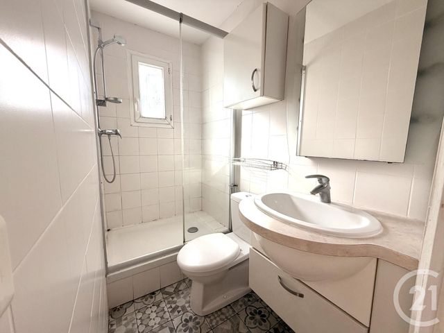 Appartement F2 &agrave; vendre - 2 pi&egrave;ces - 24,50 m2 - Paris - 75018 - ILE-DE-FRANCE