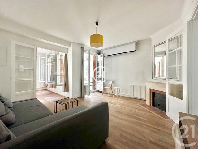 Appartement F2 à louer - 2 pièces - 44 m2 - Paris - 75018 - ILE-DE-FRANCE