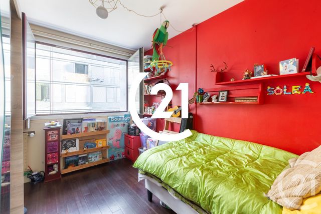 Appartement F3 &agrave; vendre - 3 pi&egrave;ces - 70 m2 - Paris - 75018 - ILE-DE-FRANCE