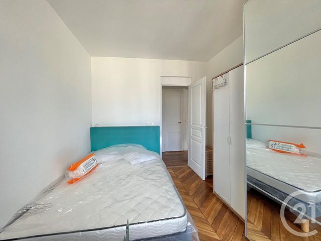 Appartement F2 &agrave; louer - 2 pi&egrave;ces - 37 m2 - Paris - 75018 - ILE-DE-FRANCE