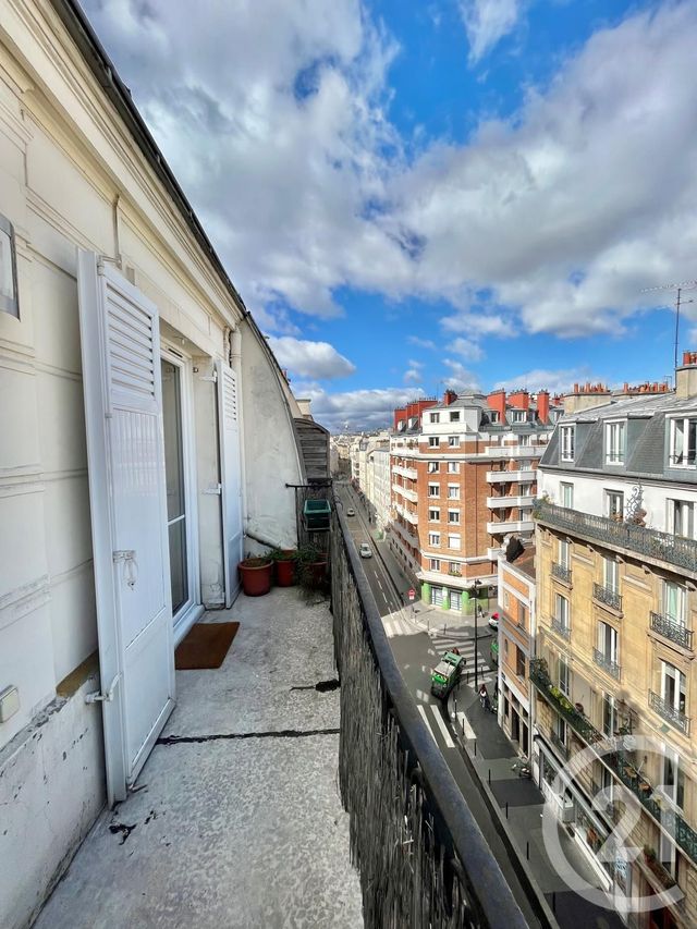 Appartement F2 &agrave; louer - 2 pi&egrave;ces - 37 m2 - Paris - 75018 - ILE-DE-FRANCE
