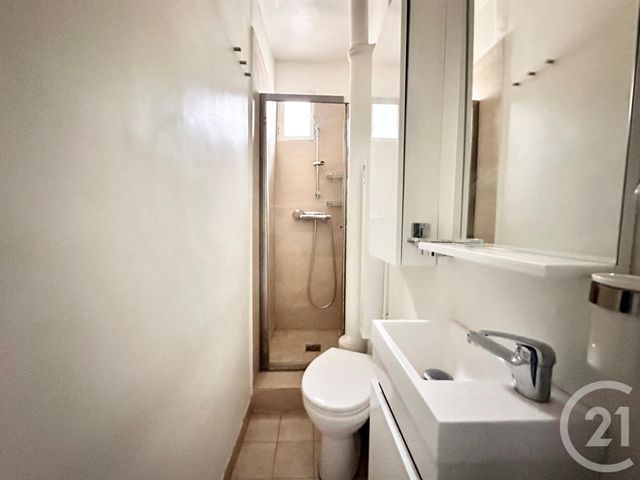 Appartement F2 &agrave; vendre - 2 pi&egrave;ces - 35 m2 - Paris - 75018 - ILE-DE-FRANCE