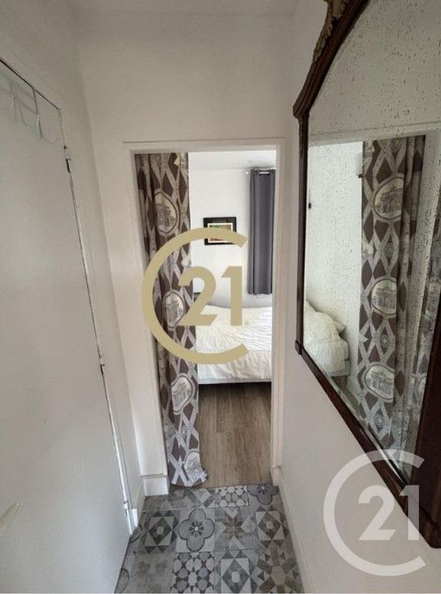 Appartement F2 &agrave; vendre - 2 pi&egrave;ces - 25 m2 - Paris - 75018 - ILE-DE-FRANCE