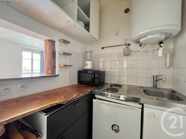 Appartement Studio &agrave; louer - 1 pi&egrave;ce - 23 m2 - Paris - 75018 - ILE-DE-FRANCE