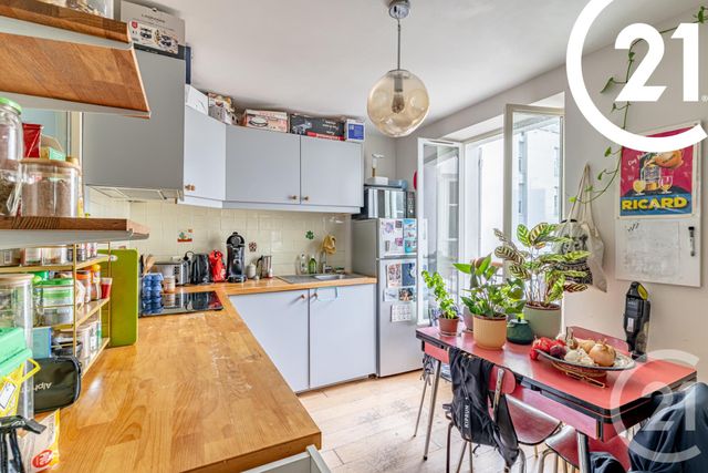 Appartement &agrave; vendre - 3 pi&egrave;ces - 61 m2 - Paris - 75018 - ILE-DE-FRANCE