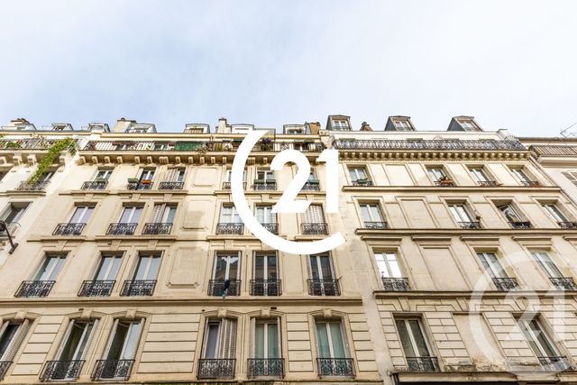 Appartement Studio &agrave; vendre - 1 pi&egrave;ce - 27 m2 - Paris - 75018 - ILE-DE-FRANCE