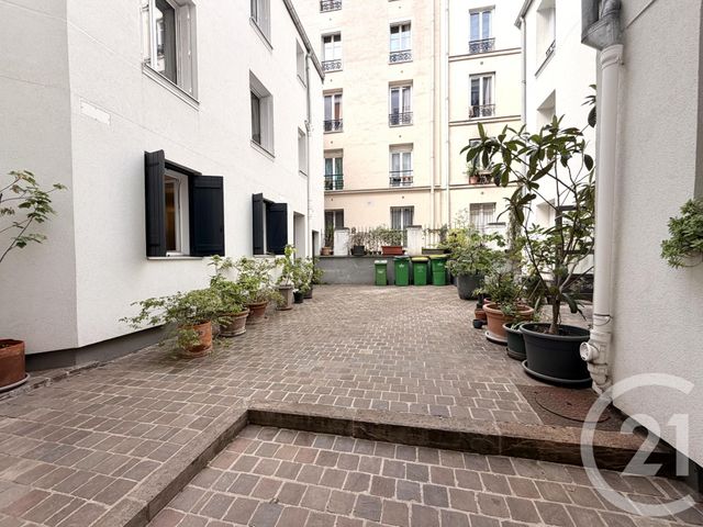 Appartement F2 &agrave; vendre - 2 pi&egrave;ces - 32 m2 - Paris - 75018 - ILE-DE-FRANCE
