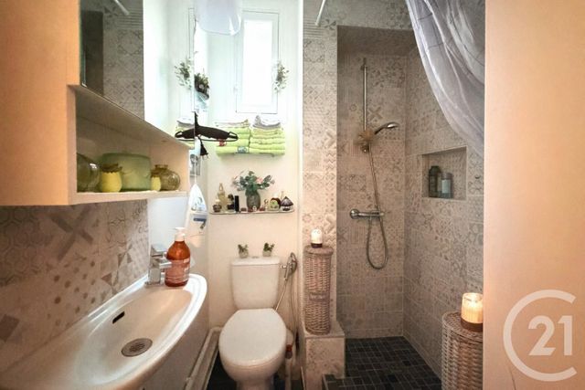 Appartement F2 &agrave; vendre - 2 pi&egrave;ces - 26,50 m2 - St Ouen - 93 - ILE-DE-FRANCE