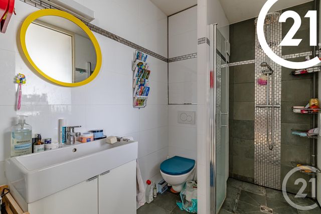 Appartement F3 &agrave; vendre - 3 pi&egrave;ces - 61 m2 - Paris - 75018 - ILE-DE-FRANCE