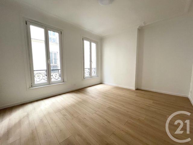 Appartement F2 &agrave; louer - 2 pi&egrave;ces - 34 m2 - Paris - 75018 - ILE-DE-FRANCE