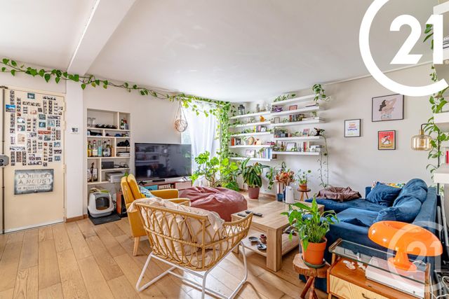 Appartement F3 &agrave; vendre - 3 pi&egrave;ces - 61 m2 - Paris - 75018 - ILE-DE-FRANCE