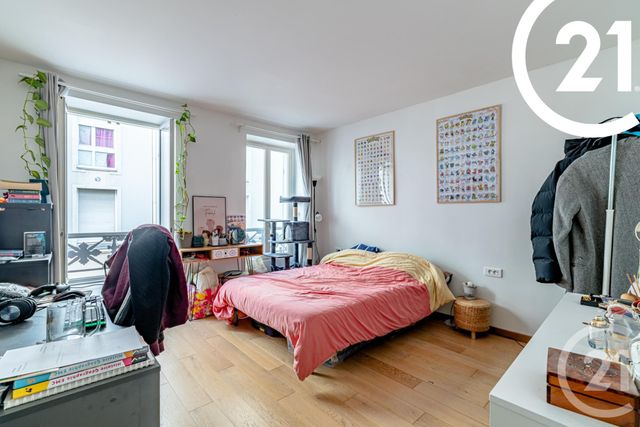 Appartement F3 &agrave; vendre - 3 pi&egrave;ces - 61 m2 - Paris - 75018 - ILE-DE-FRANCE
