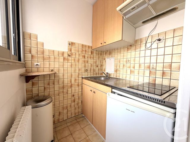 Appartement F1 &agrave; vendre - 1 pi&egrave;ce - 27 m2 - Paris - 75018 - ILE-DE-FRANCE