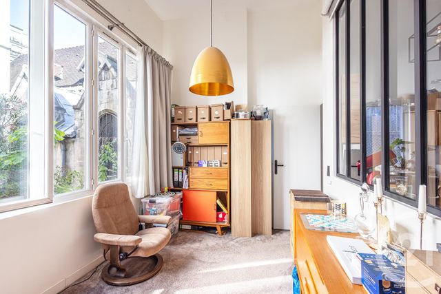 Appartement &agrave; vendre - 5 pi&egrave;ces - 121 m2 - Paris - 75018 - ILE-DE-FRANCE