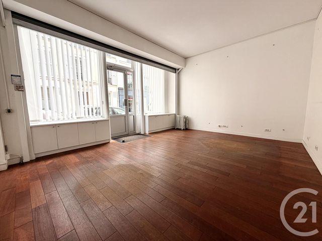 Local commercial à louer - 42.0 m2 - 75 - Paris