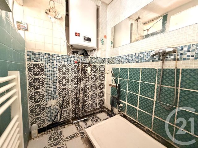 Appartement &agrave; vendre - 2 pi&egrave;ces - 22,50 m2 - Paris - 75018 - ILE-DE-FRANCE