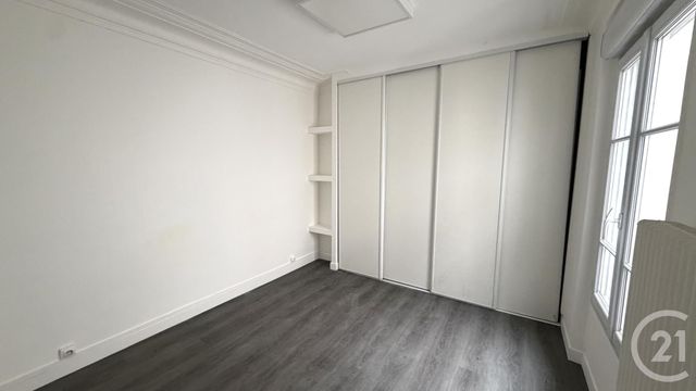 Appartement &agrave; louer - 4 pi&egrave;ces - 59 m2 - Paris - 75018 - ILE-DE-FRANCE