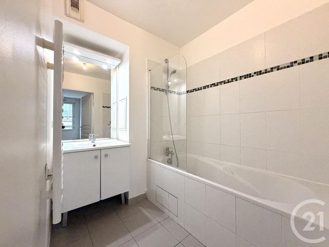 Appartement F2 &agrave; vendre - 2 pi&egrave;ces - 40,03 m2 - Paris - 75018 - ILE-DE-FRANCE